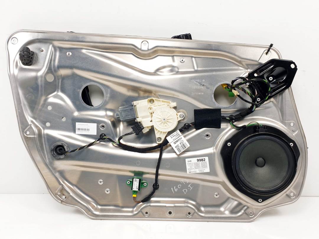 #1500038 ELEVALUNAS DELANTERO IZQUIERDO