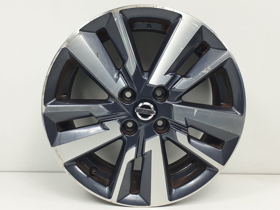 JUEGO LLANTAS - NISSAN - #1146367