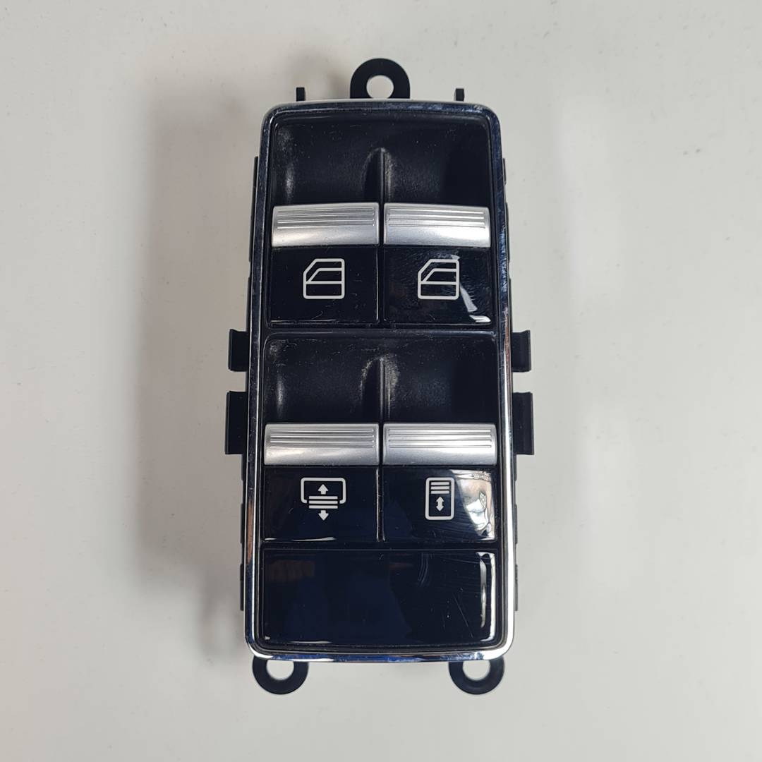 #3345397 MANDO ELEVALUNAS TRASERO DERECHO