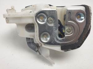 CERRADURA PUERTA TRASERA DERECHA - MAZDA - #1389132