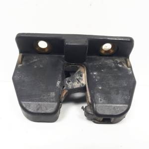 CERRADURA PUERTA TRASERA DERECHA - VOLKSWAGEN - #1076930