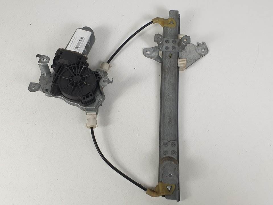 ELEVALUNAS TRASERO DERECHO - NISSAN - #729098