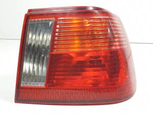 PILOTO TRASERO DERECHO - SEAT - #287452