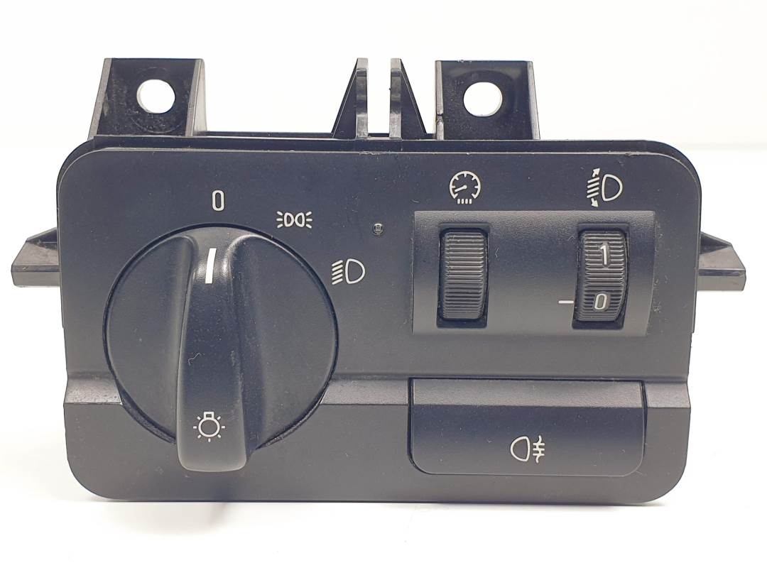 #1475833 MANDO LUCES