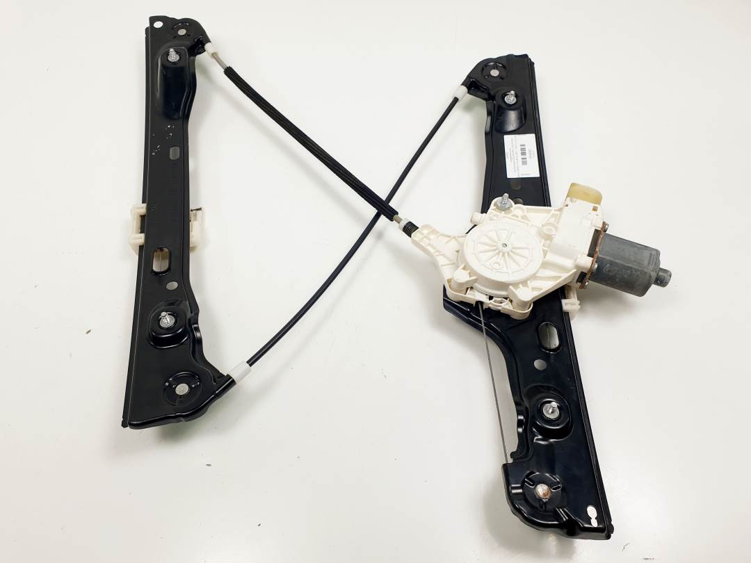 #3092683 ELEVALUNAS DELANTERO IZQUIERDO