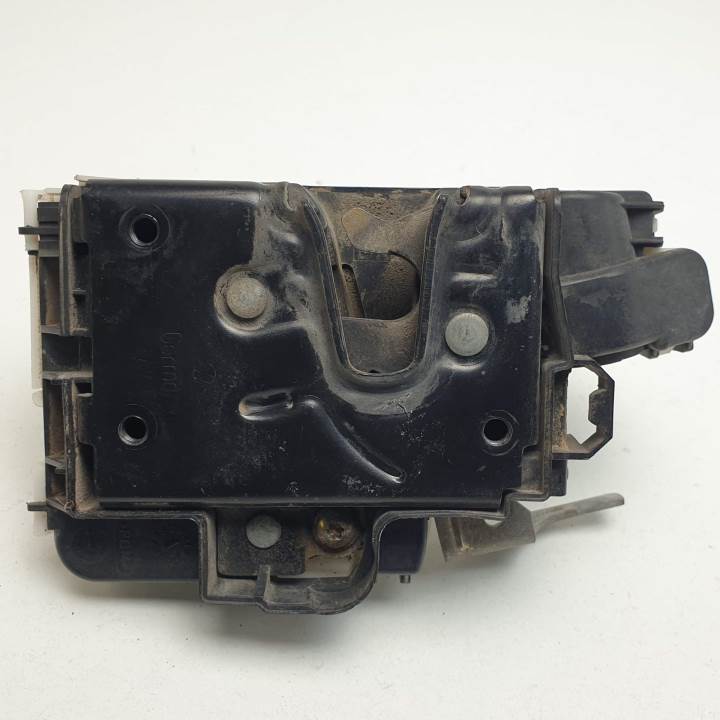 #1529101 CERRADURA PUERTA DELANTERA DERECHA