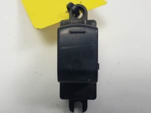 MANDO ELEVALUNAS TRASERO DERECHO - NISSAN - #620128