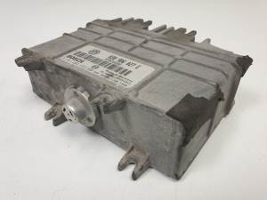 CENTRALITA MOTOR UCE - VOLKSWAGEN - #613812