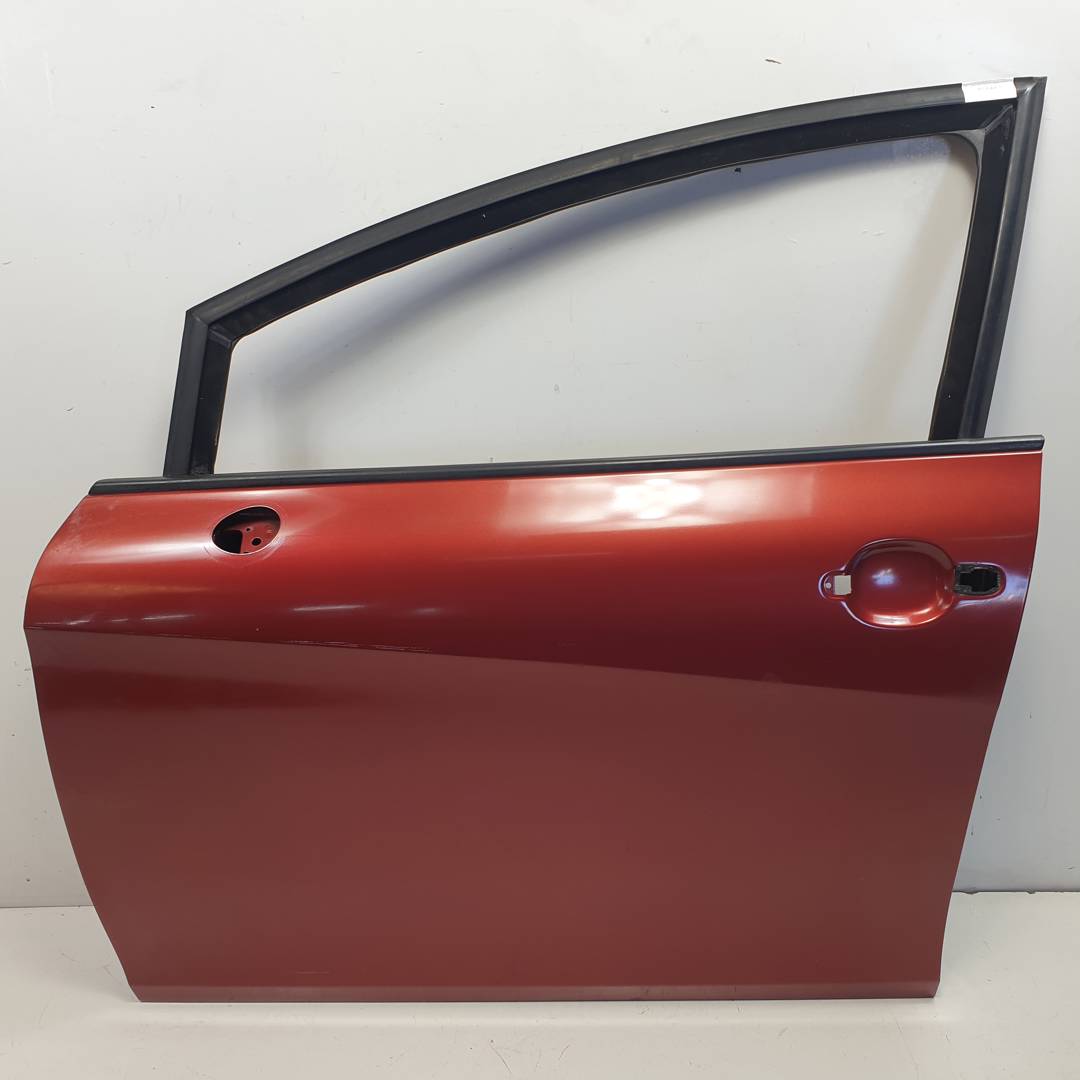 #3271976 PUERTA DELANTERA IZQUIERDA