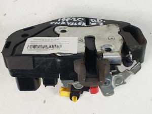 CERRADURA PUERTA DELANTERA DERECHA - CHRYSLER - #148120