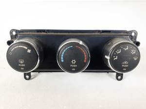 #687432 MANDO CALEFACCION / AIRE ACONDICIONADO