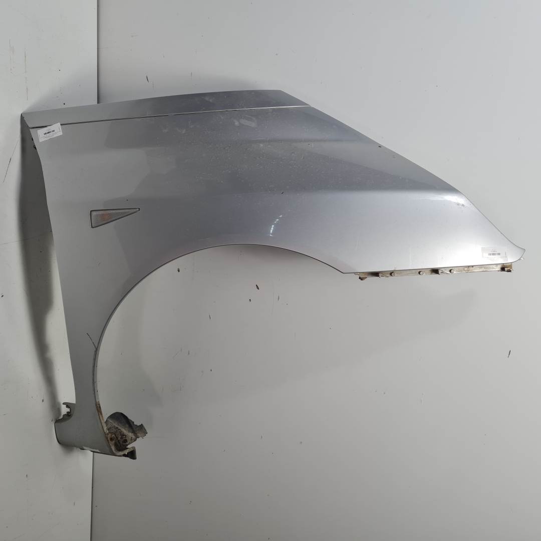 #3166012 ALETA DELANTERA DERECHA