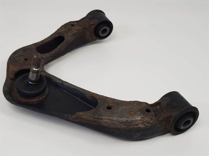 BRAZO SUSPENSION INFERIOR DELANTERO DERECHO - NISSAN - #603035