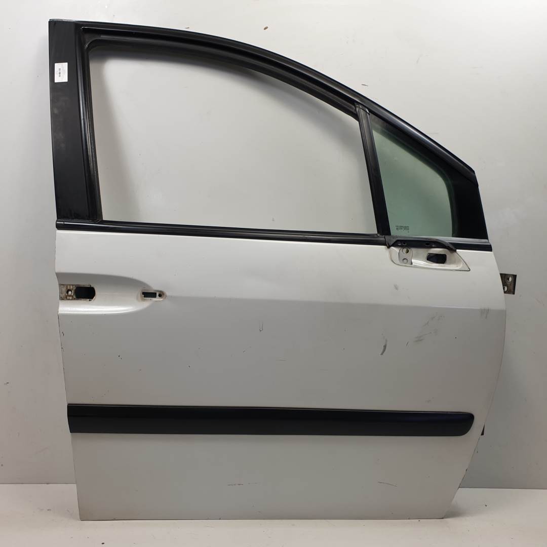 #3111742 PUERTA DELANTERA DERECHA