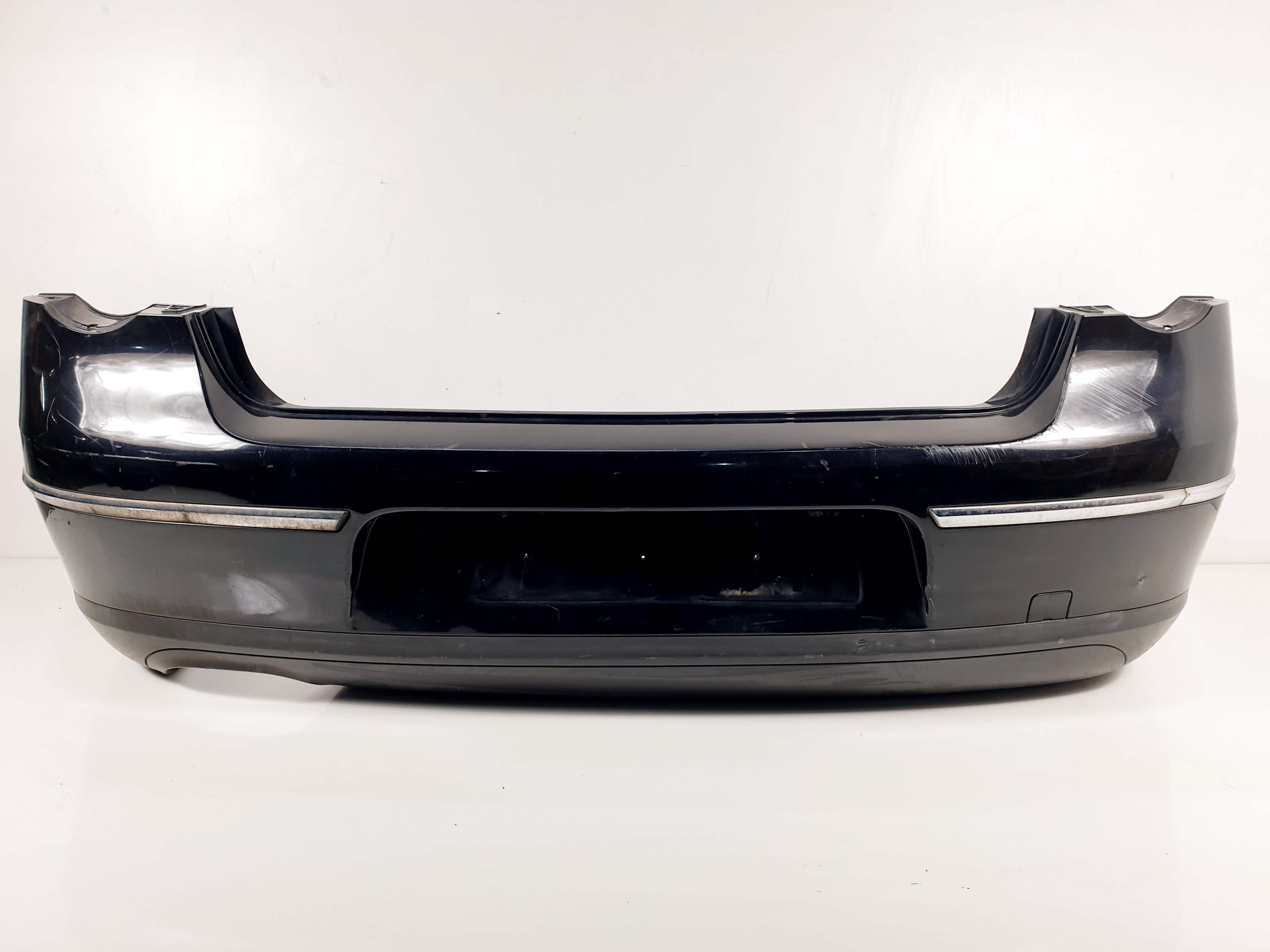 #1484452 PARAGOLPES TRASERO