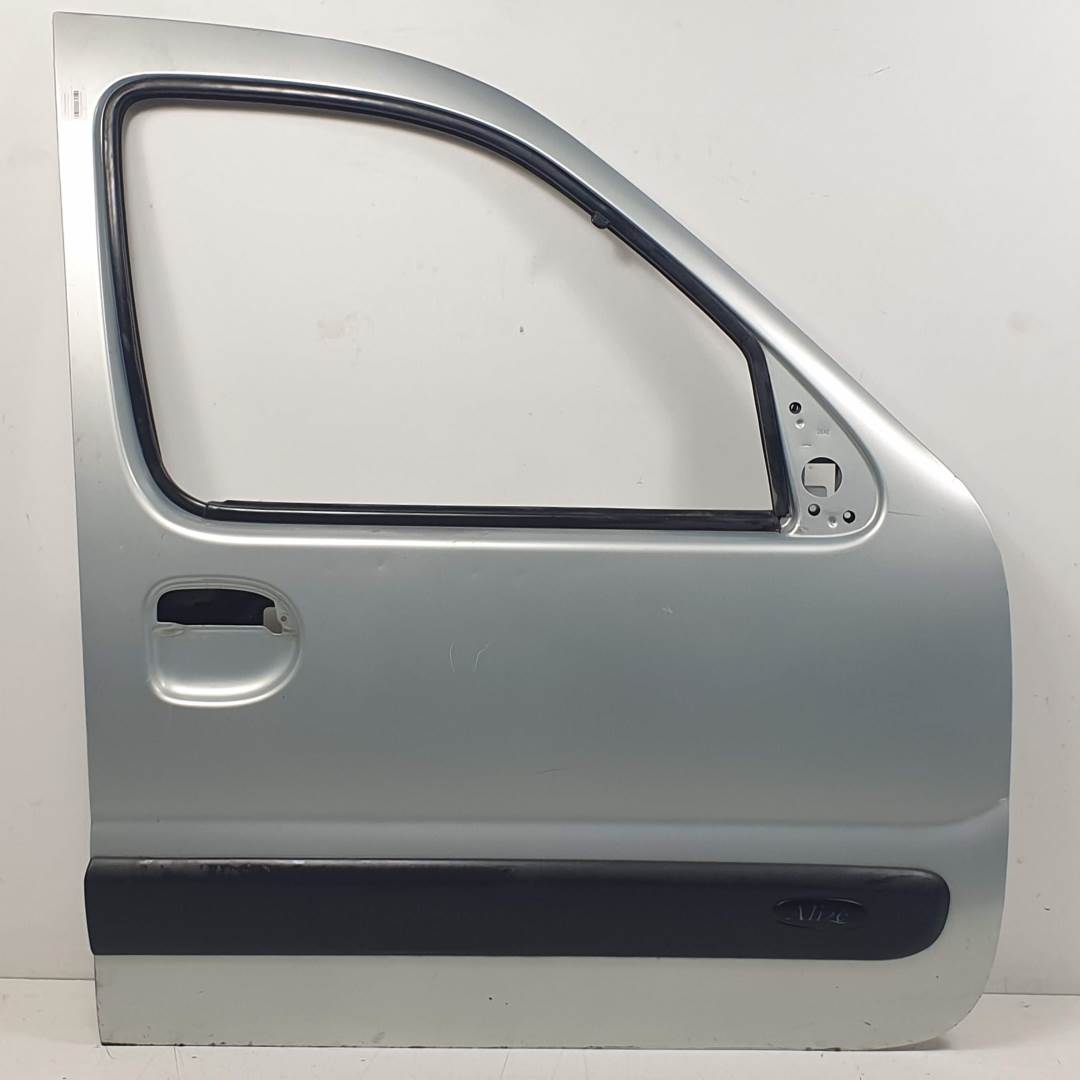 #1401547 PUERTA DELANTERA DERECHA