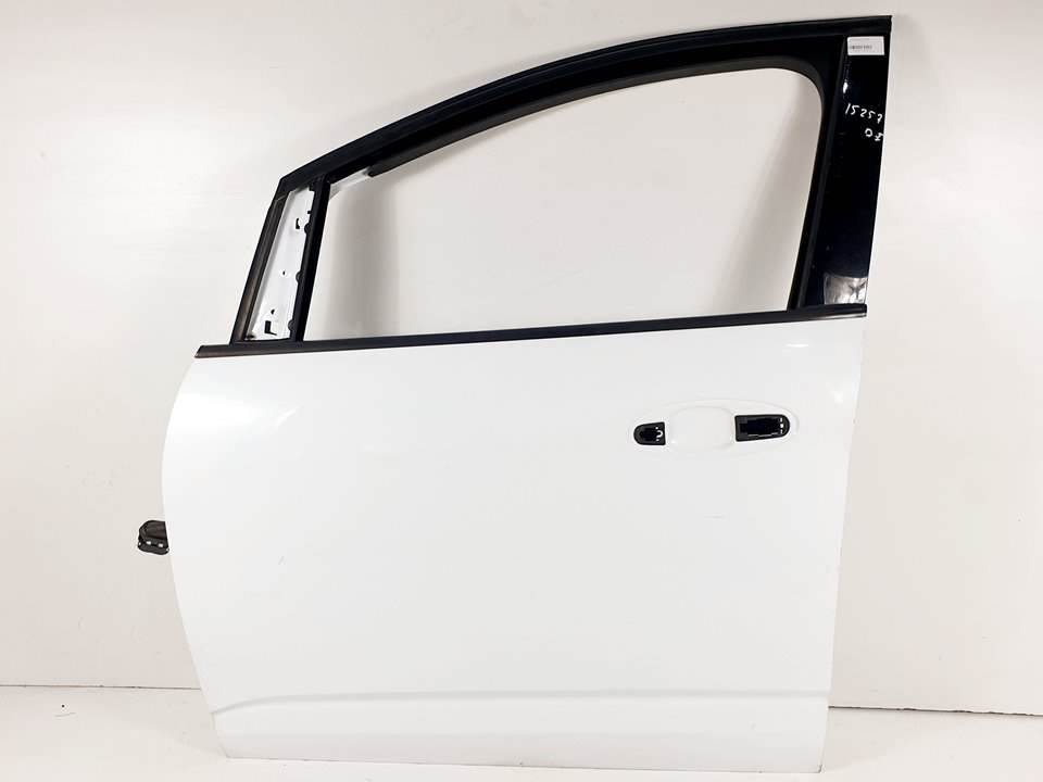 #1356222 PUERTA DELANTERA IZQUIERDA