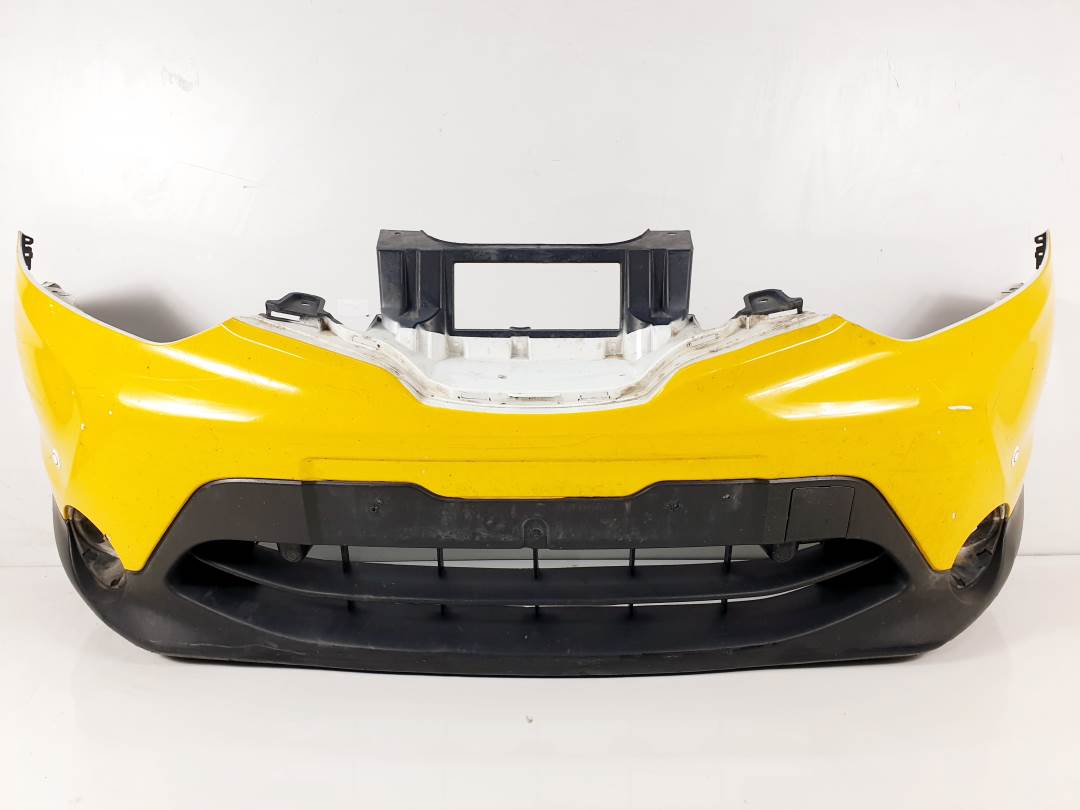 #1541062 PARAGOLPES DELANTERO