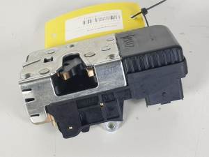 CERRADURA PUERTA DELANTERA IZQUIERDA - PEUGEOT - #833822