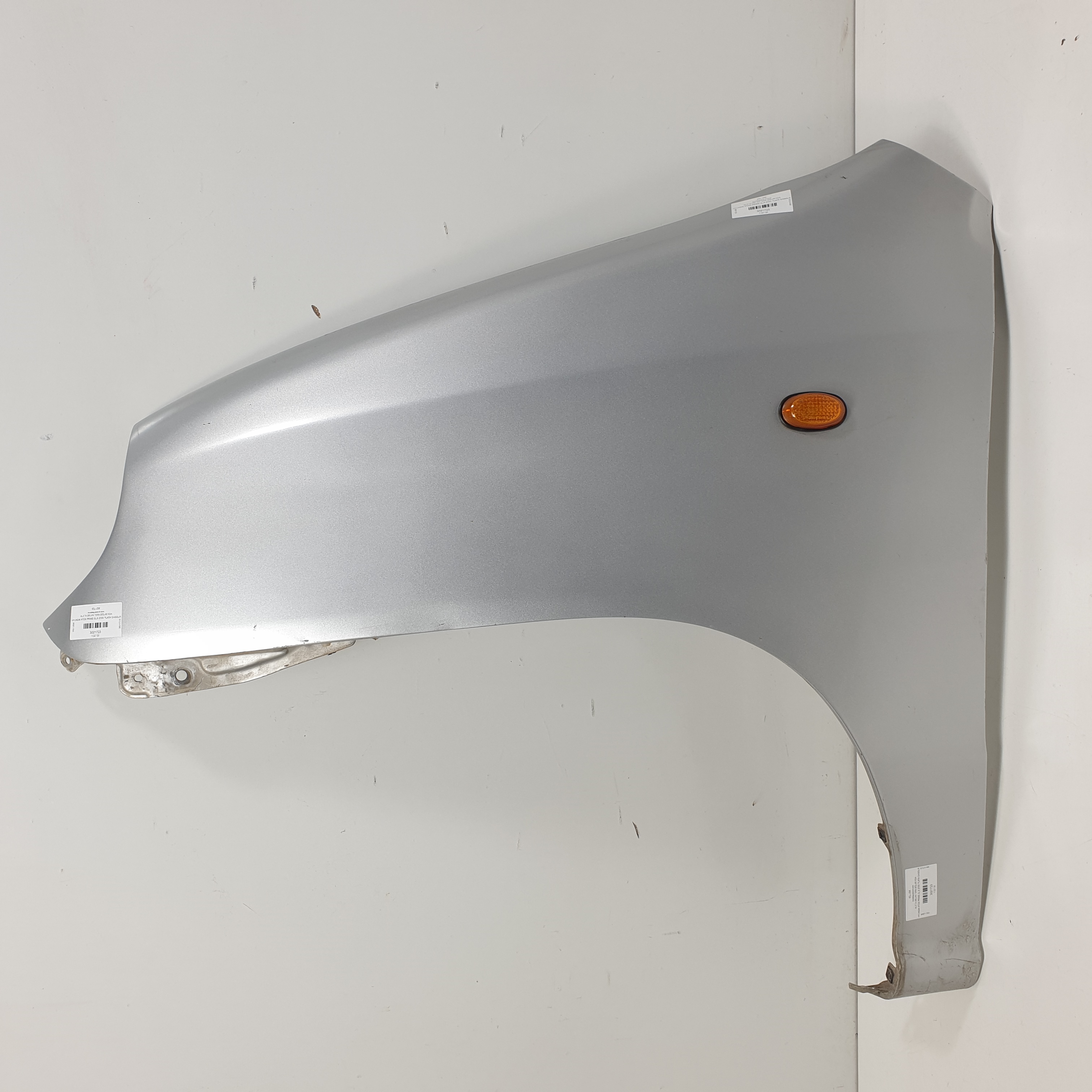 #3021723 ALETA DELANTERA IZQUIERDA