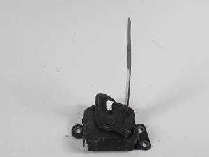 CERRADURA CAPOT - SUZUKI - #818635