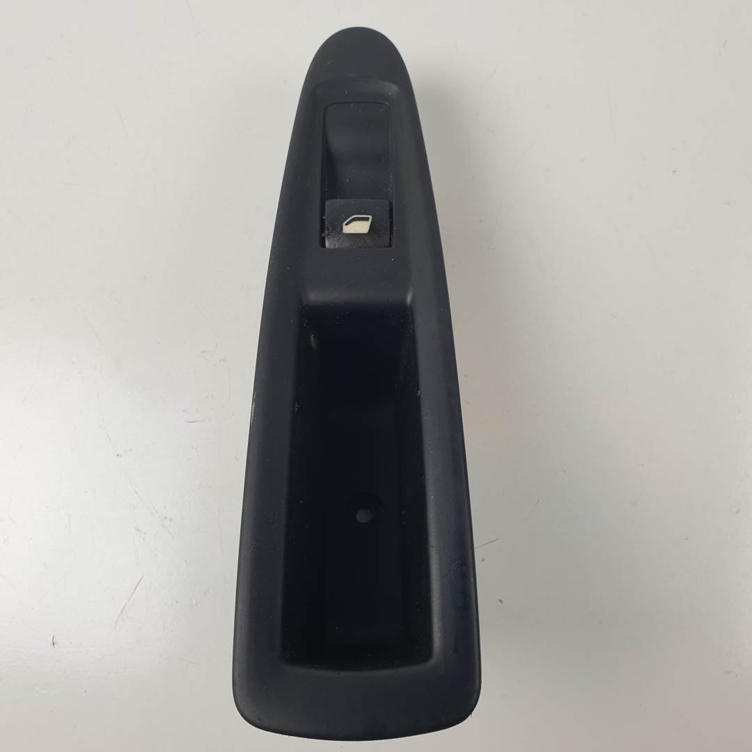 #3071863 MANDO ELEVALUNAS TRASERO IZQUIERDO