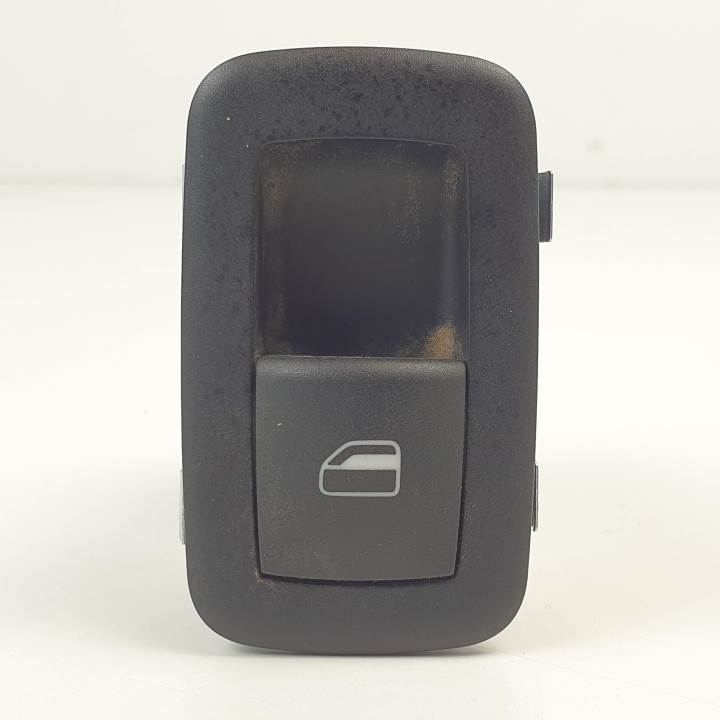 #1426893 MANDO ELEVALUNAS TRASERO DERECHO