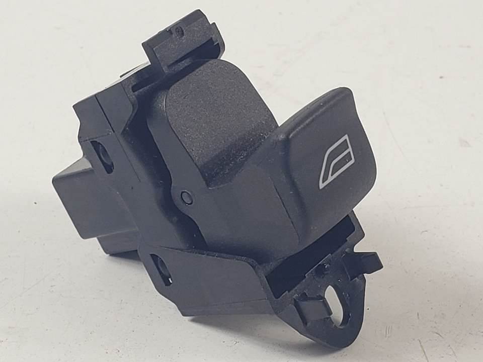 MANDO ELEVALUNAS TRASERO DERECHO - VOLVO - #1252720