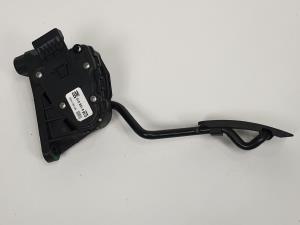 #174721 POTENCIOMETRO PEDAL