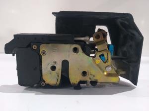 CERRADURA PUERTA DELANTERA DERECHA - ALFA ROMEO - #137714