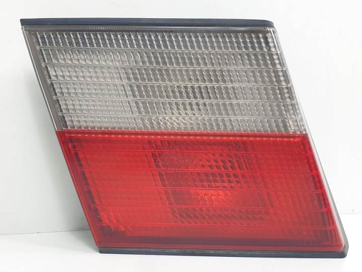 PILOTO TRASERO IZQUIERDO INTERIOR - NISSAN - #889866