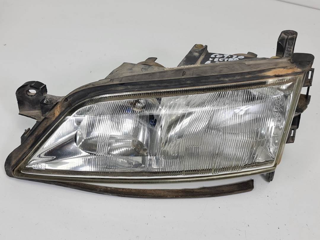 #208397 FARO IZQUIERDO