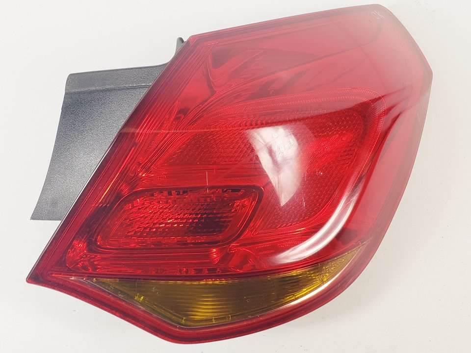 PILOTO TRASERO DERECHO - 13306460 - OPEL - ASTRA J LIM.