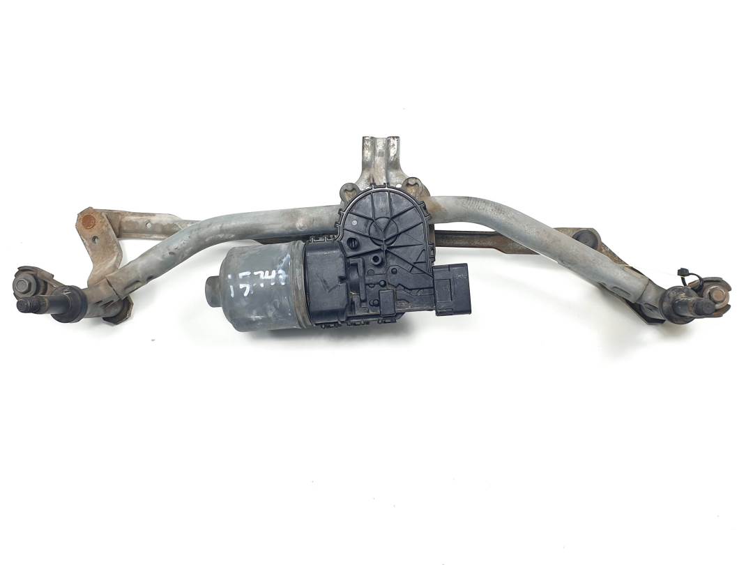 #1463809 MOTOR LIMPIA DELANTERO