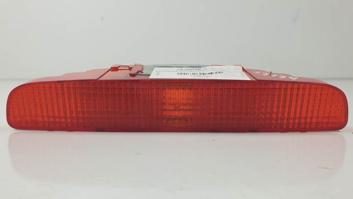 #1535764 LUZ CENTRAL DE FRENO