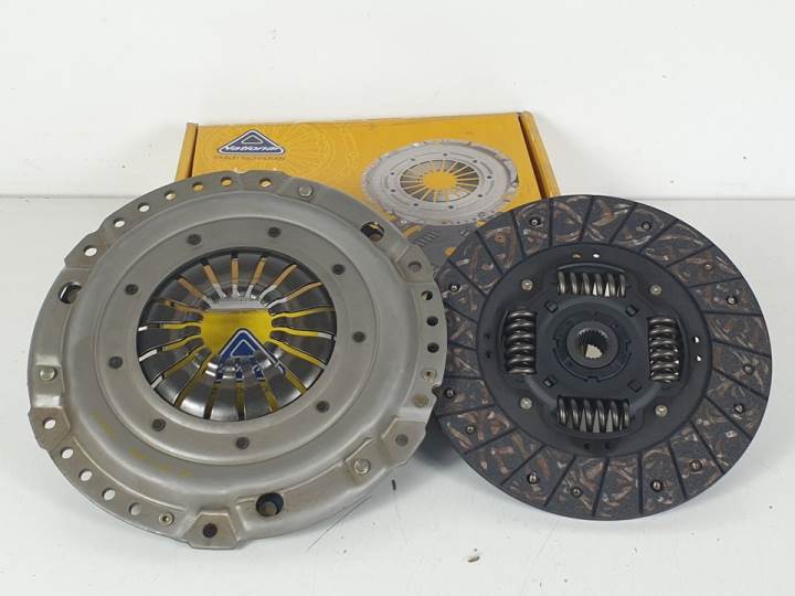 #850117 KIT EMBRAGUE