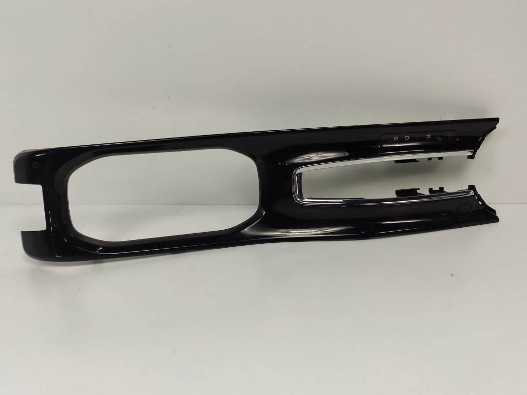 #617447 TIRADOR CAPOT