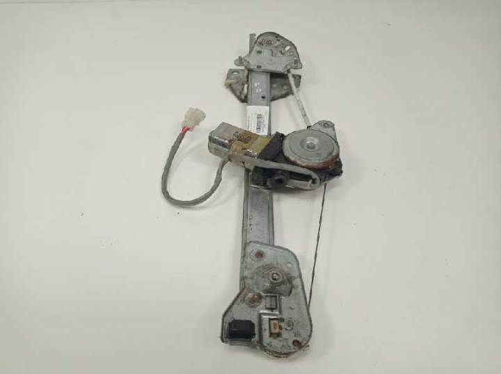 #401079 ELEVALUNAS DELANTERO IZQUIERDO