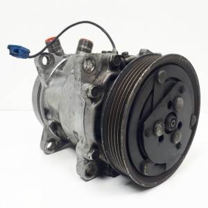 #573039 COMPRESOR AIRE ACONDICIONADO