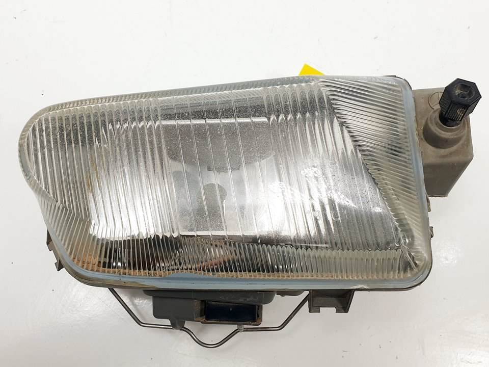 FARO ANTINIEBLA IZQUIERDO