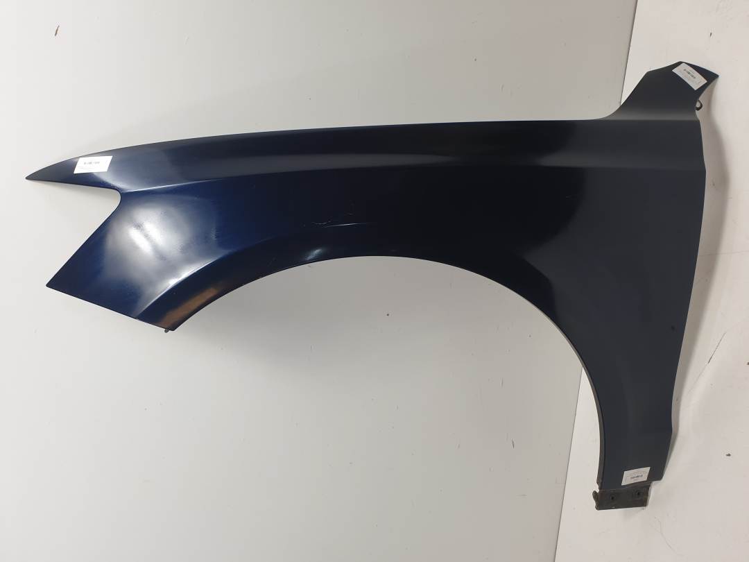 #3200092 ALETA DELANTERA IZQUIERDA