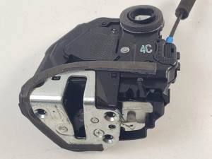 CERRADURA PUERTA TRASERA IZQUIERDA - TOYOTA - #1269979