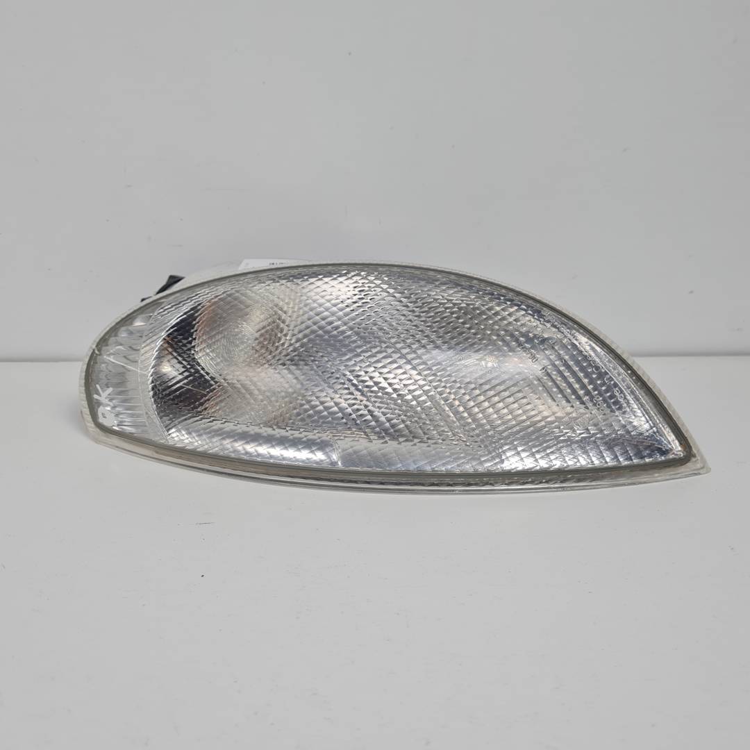 #3407071 PILOTO DELANTERO IZQUIERDO