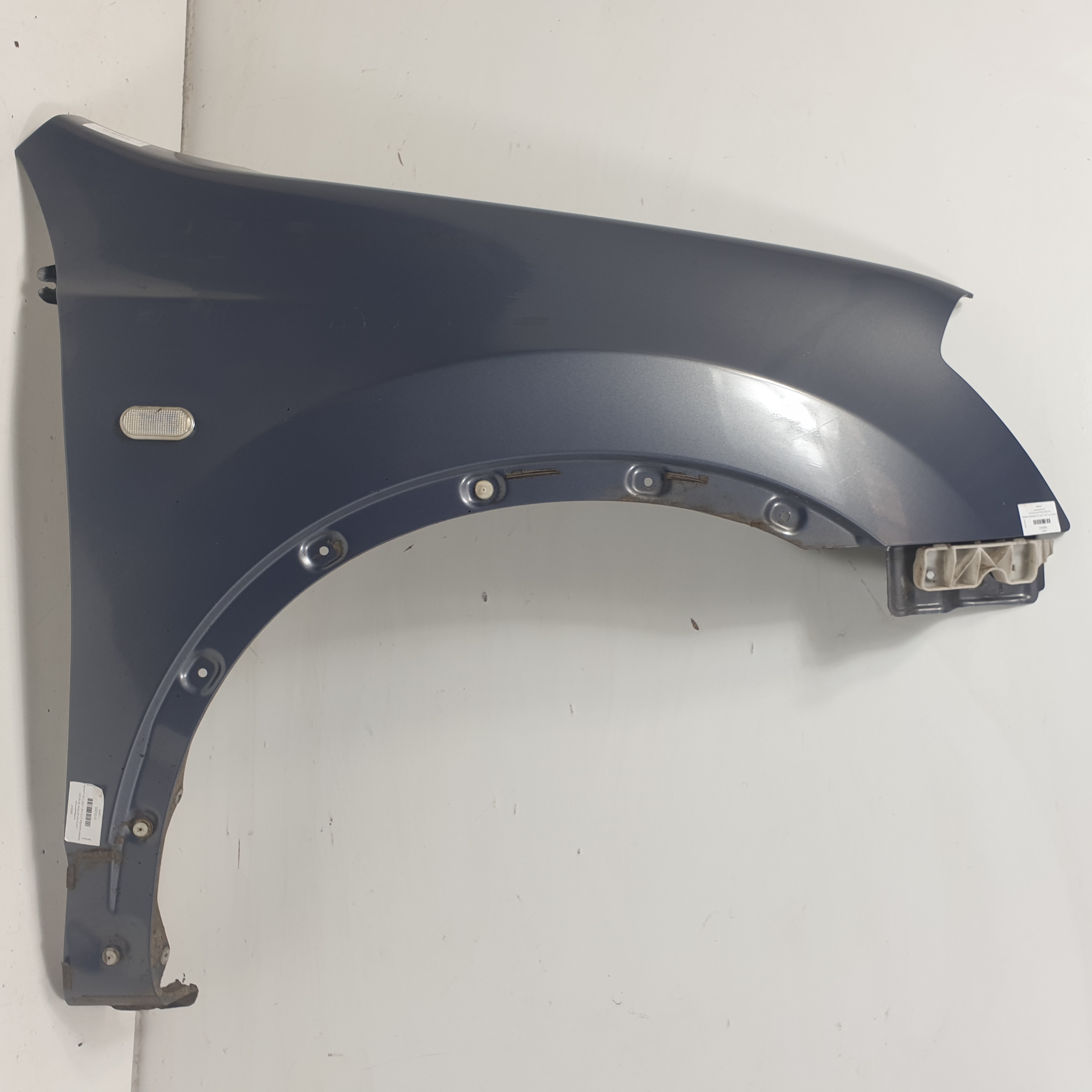 #3100305 ALETA DELANTERA DERECHA