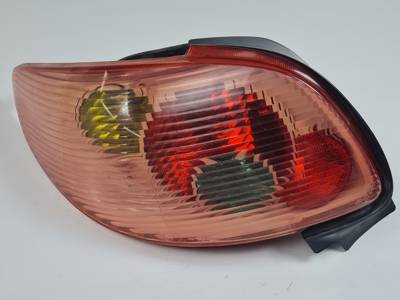 #3285461 PILOTO TRASERO IZQUIERDO