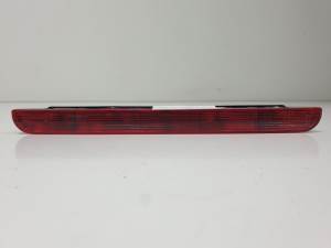 #747000 LUZ CENTRAL DE FRENO