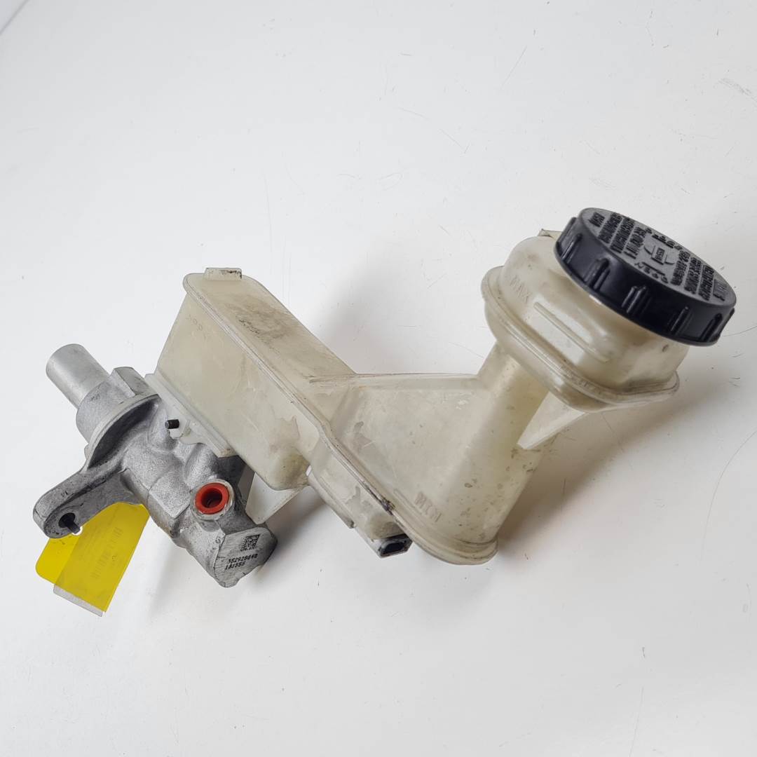 #1061681 BOMBA FRENO