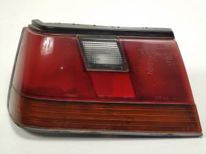 PILOTO TRASERO IZQUIERDO - NISSAN - #582426