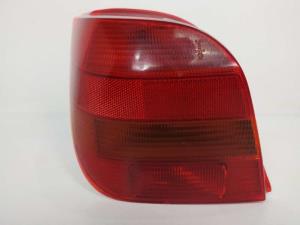 #175219 PILOTO TRASERO IZQUIERDO