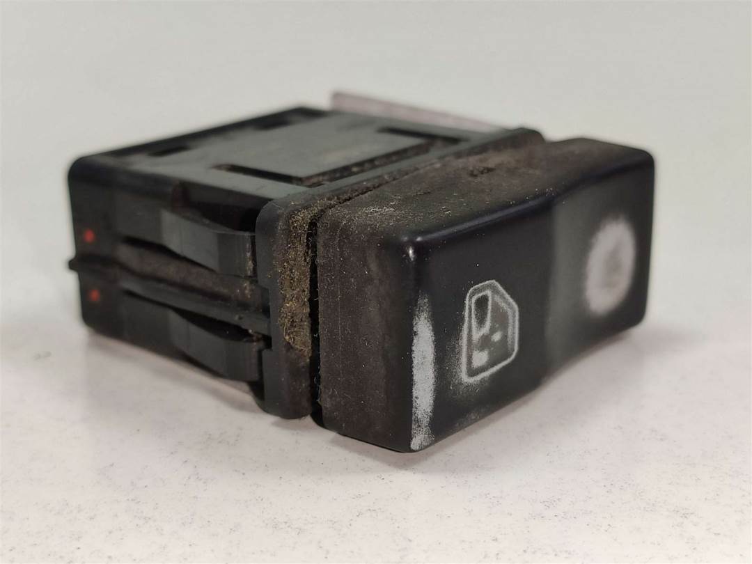 MANDO ELEVALUNAS DELANTERO DERECHO - 7420912389 - DAF - SERIE LF45.XXX DESDE 06